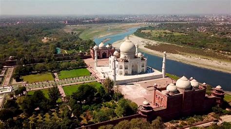 Tádž Mahal z vtáčej perspektívy