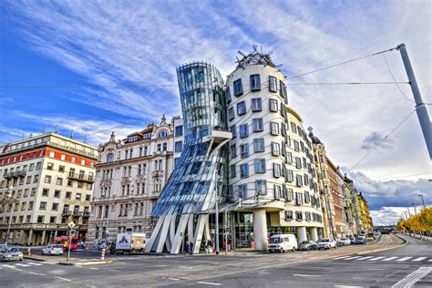 Tancujúci dom v Prahe