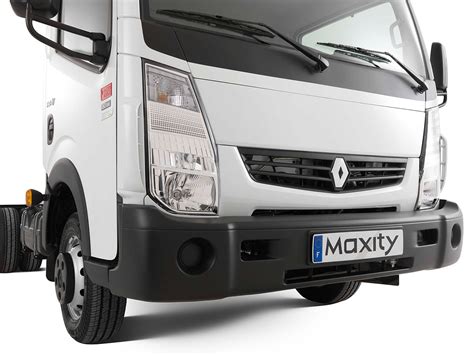 Nákres Autoplošiny RENAULT Maxity s vyznačenými rozmermi a dosahom