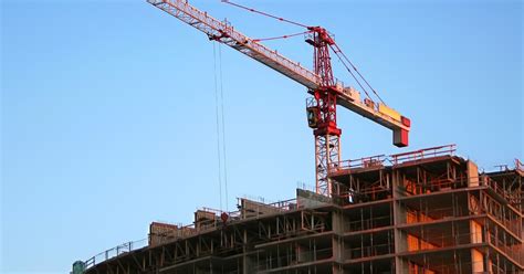 Infografika porovnávajúca rast cien stavebných materiálov