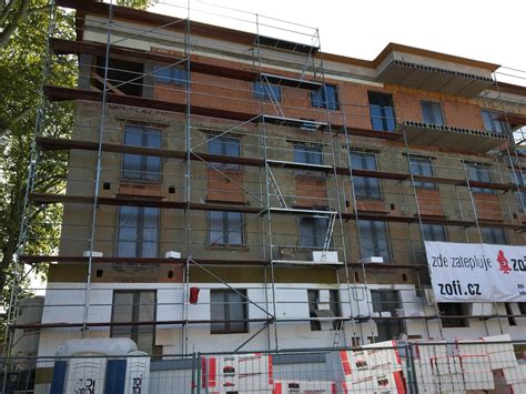 Grafika znázorňujúca proces hlasovania o zateplení bytového domu