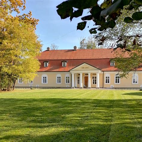 Interiér kaštieľa s historickými prvkami