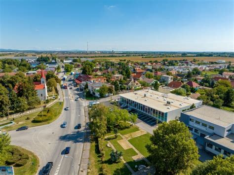 Mapa mesta Šaľa s vyznačenými časťami Šaľa a Veča