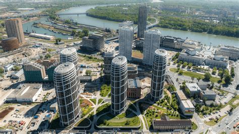 Vizualizácia projektu Sky Park s Jurkovičovou teplárňou