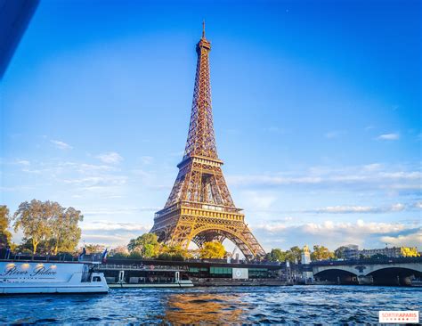Eiffelova veža z Parížskeho loftu