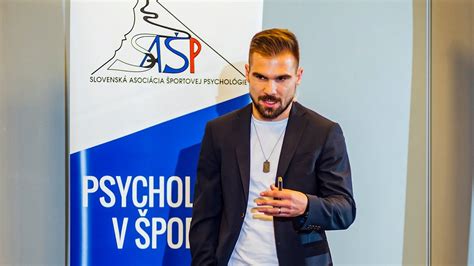 Psychológ pri práci s účastníkmi reality show