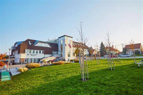 panoráma obce Šenkvice