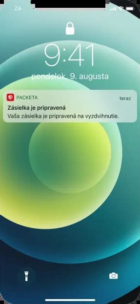 Ilustrácia smartfónu zobrazujúca AR aplikáciu