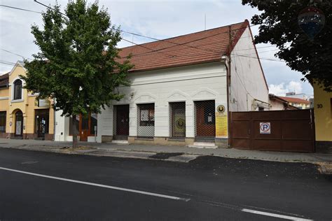 Komerčný objekt v centre mesta