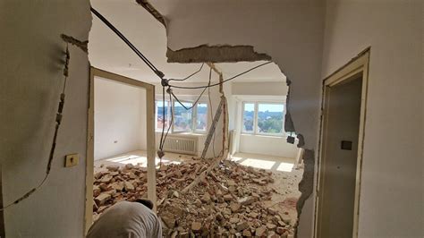 Fotografovanie poškodeného bytu