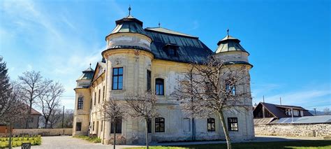 Barokový kaštieľ v Palárikove