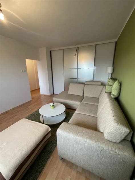 Dispozícia 1,5-izbového bytu s oddeleným spacím kútom