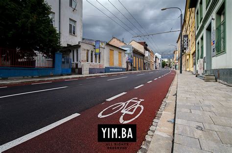 Ilustrácia modernej cyklotrasy v meste