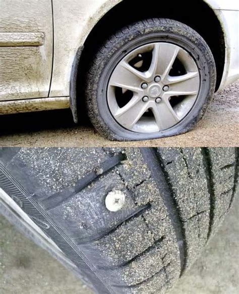 Rezervná pneumatika uložená v kufri auta