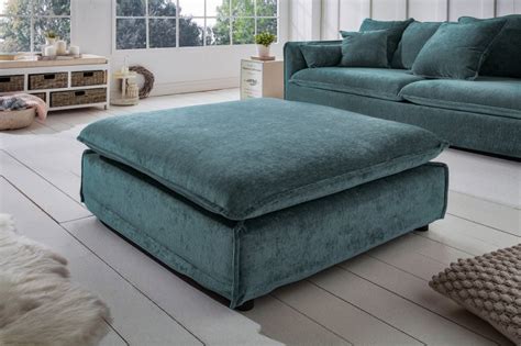 Multifunkčný nábytok v malom byte: taburetka ako stolík a sedenie