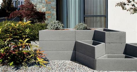 Moderná keramická tvárnica