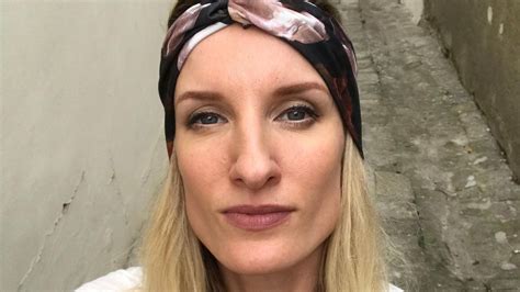 Žena s mladistvou tvárou