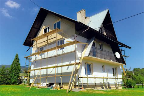 Lešenie pri zatepľovaní fasády