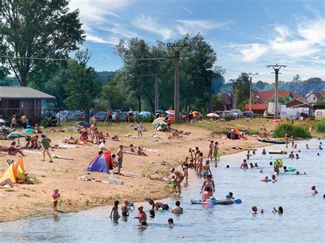 Adamovské jazerá s člnkami