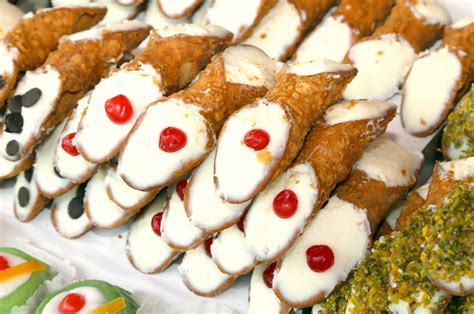Fotografia typického sicílskeho dezertu Cannoli