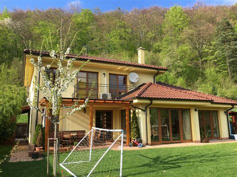 Typický rodinný dom v Marianke