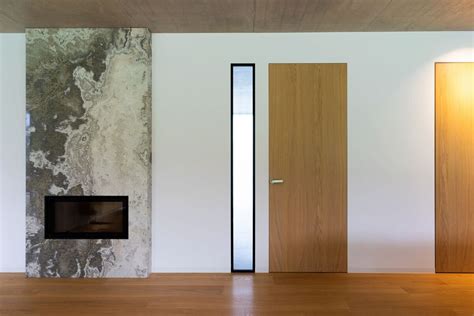 Minimalistické dvere so skrytými zárubňami