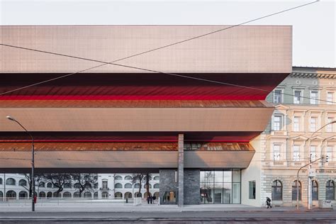 Ilustračná fotografia industriálnej architektúry