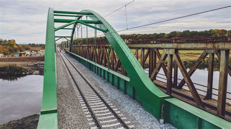 Železničný most cez Varínku