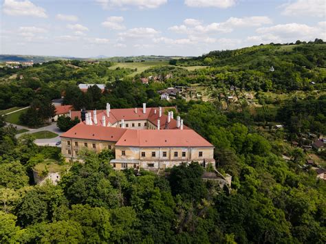 Hlohovský zámok z exteriéru