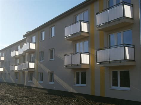 Ilustrácia rôznych typov kanadských bytových jednotiek (studio, 1-bedroom, 2-bedroom)