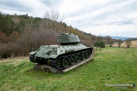 Tank T-34/85 v Údolí smrti