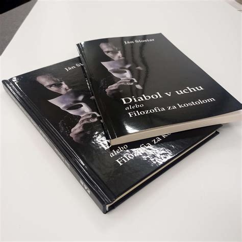 Ilustrácia právnych kníh a súdnej pečate