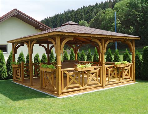 Ilustračná fotografia záhradného altánku