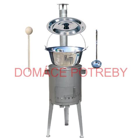 Fotografia kotlíkovej súpravy s rozmermi a materiálmi