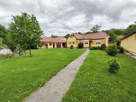 Rodinný dom v pokojnej dedinke