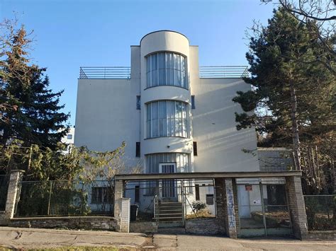 Vila Haliny Pawlowskej v Prahe