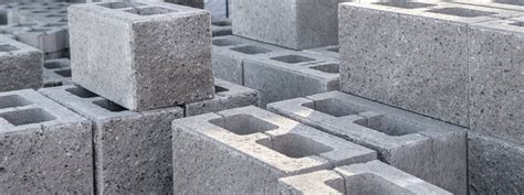 Ukážka rôznych stavebných materiálov pre rekonštrukciu