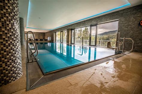 Moderný hotel s wellness centrom a výhľadom na hory