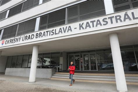 Katastrálny úrad
