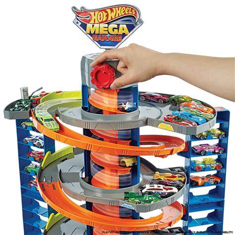 Hot Wheels Mega Garage interior