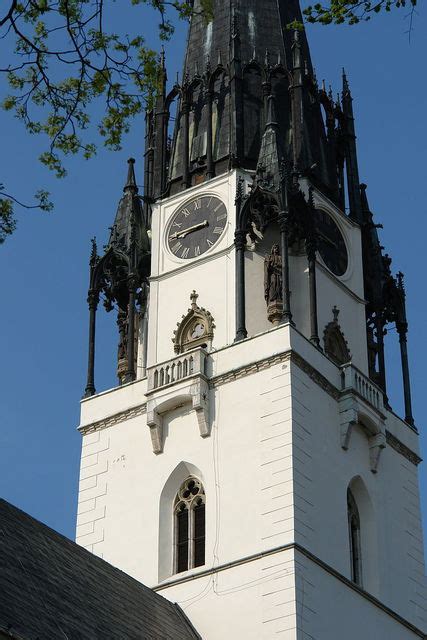Panoráma Spišskej Novej Vsi s dominantou Kostola nanebovzatia Panny Márie