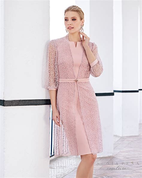 Paleta elegantných farieb pre šaty svadobnej mamy