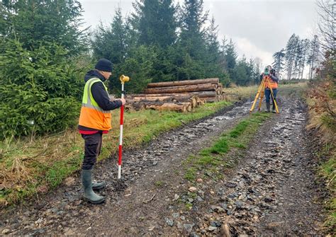 Geodetické práce v teréne