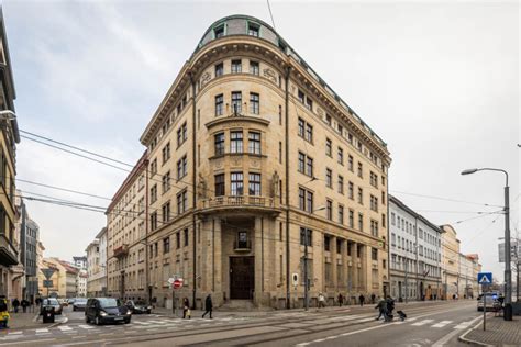 Architektonická panoráma Štúrovej ulice v Bratislave