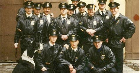 Policajti v službe