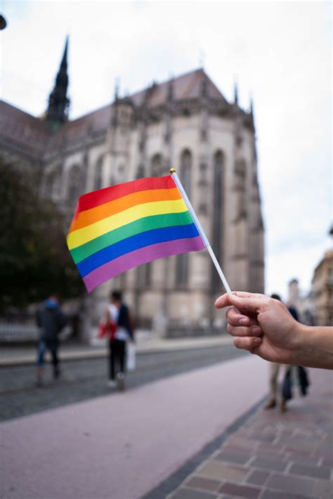 Dúhová vlajka symbolizujúca LGBT+ komunitu
