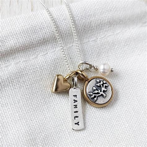 Symbol rodiny a práva