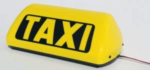 Strešné svietidlo taxi