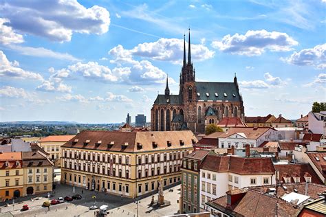 Panoramatický pohľad na Brno s dominantou hradu Špilberk