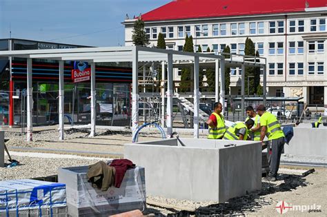 Námestie Matice slovenskej v Dubnici nad Váhom
